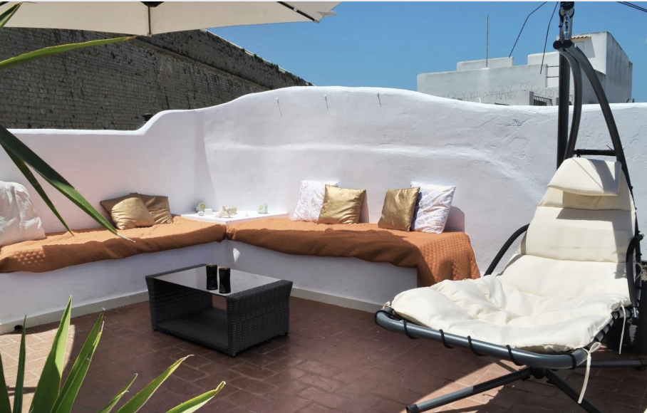 Casa Cobre — cuarto con vistas directas al puerto
